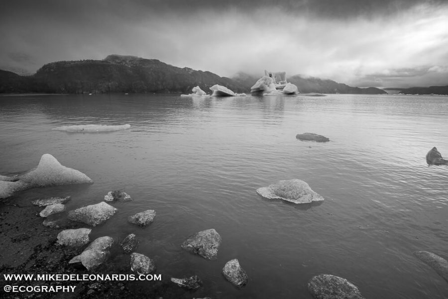 Lago Grey Ice